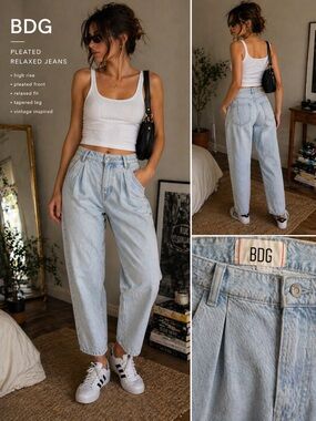 BDG Light Blue Pleated High-Rise Relaxed Jeans Size 12 L